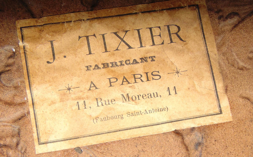 L’autre dépliant de l’usine parisienne J. Tixier.